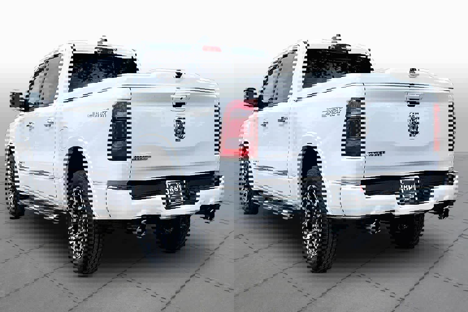 Used 2021 RAM 1500 Laramie w/ Sport Appearance Package image 12