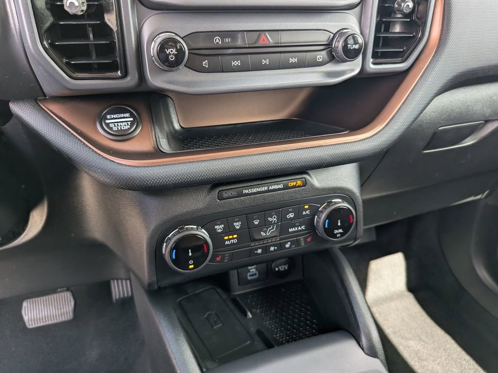 Used 2022 Ford Bronco Sport Outer Banks w/ Tech Package AWD/4WD image 25