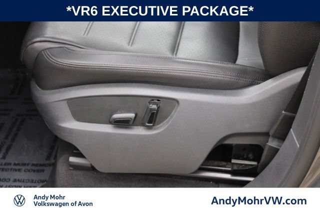 Used 2016 Volkswagen Touareg VR6 AWD/4WD image 17