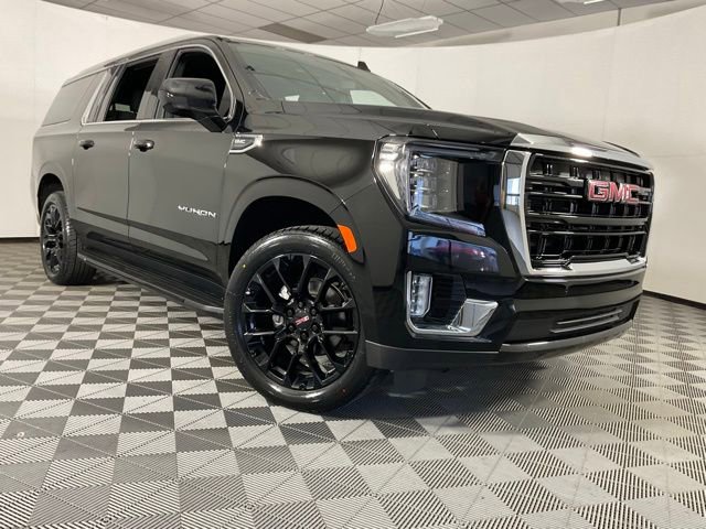 Used 2022 GMC Yukon XL SLE w/ Gmc Pro Safety Plus Package AWD/4WD image 40