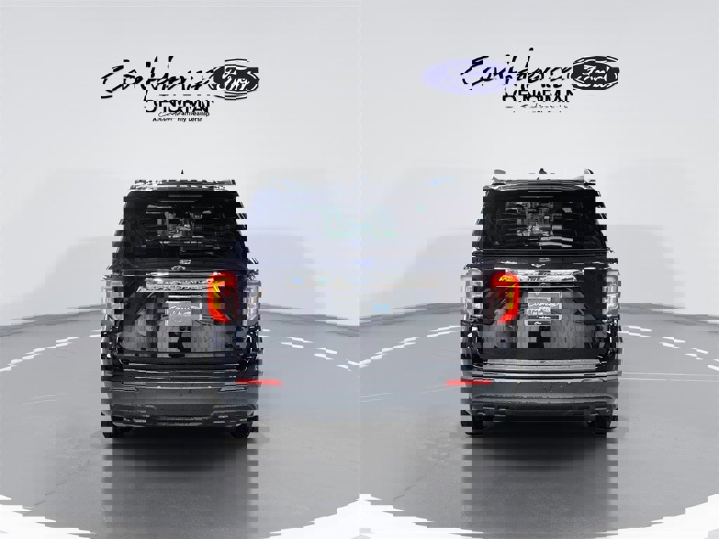 Used 2022 Ford Explorer XLT image 7