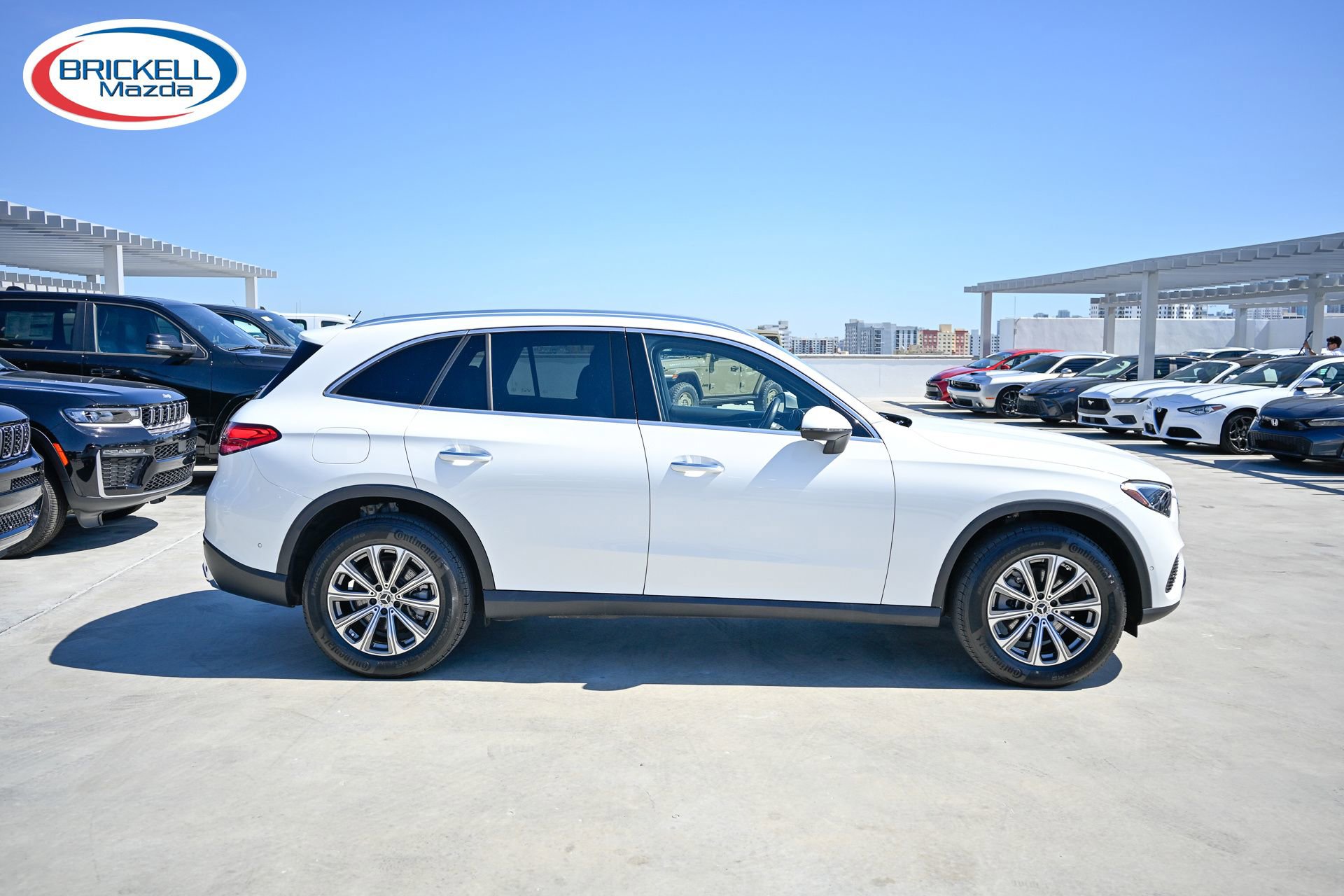 Used 2024 Mercedes-Benz GLC 300 image 4