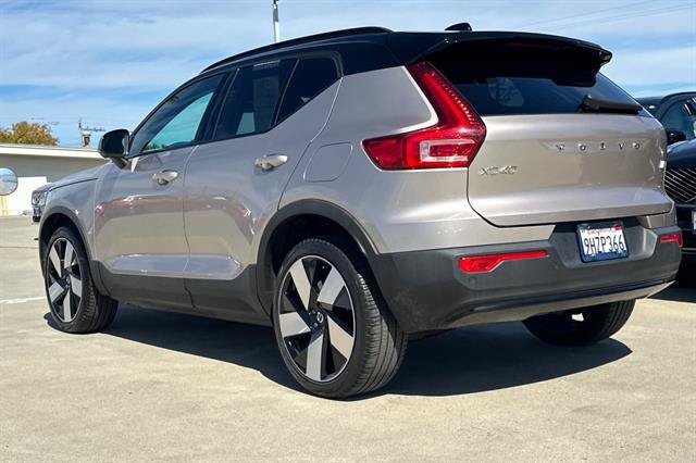 Certified 2023 Volvo XC40 Recharge Ultimate w/ Protection Package Premier AWD/4WD image 5