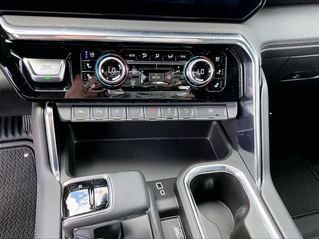 Used 2024 GMC Sierra 1500 Denali AWD/4WD image 24
