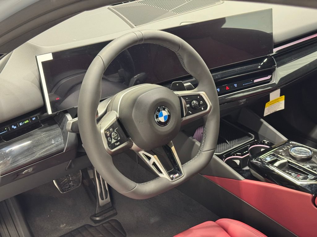 Used 2026 BMW 530i xDrive w/ M Sport Package AWD/4WD image 12
