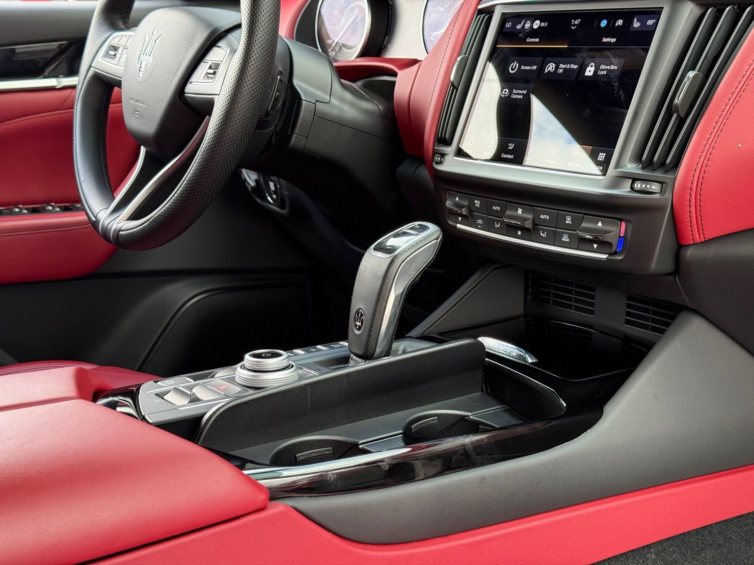 Used 2023 Maserati Levante GT image 15