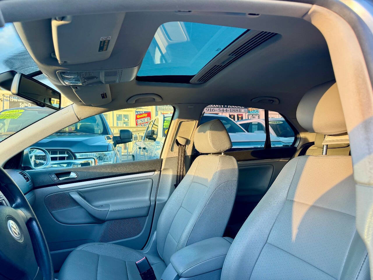 Used 2005 Volkswagen Jetta 2.5 image 11