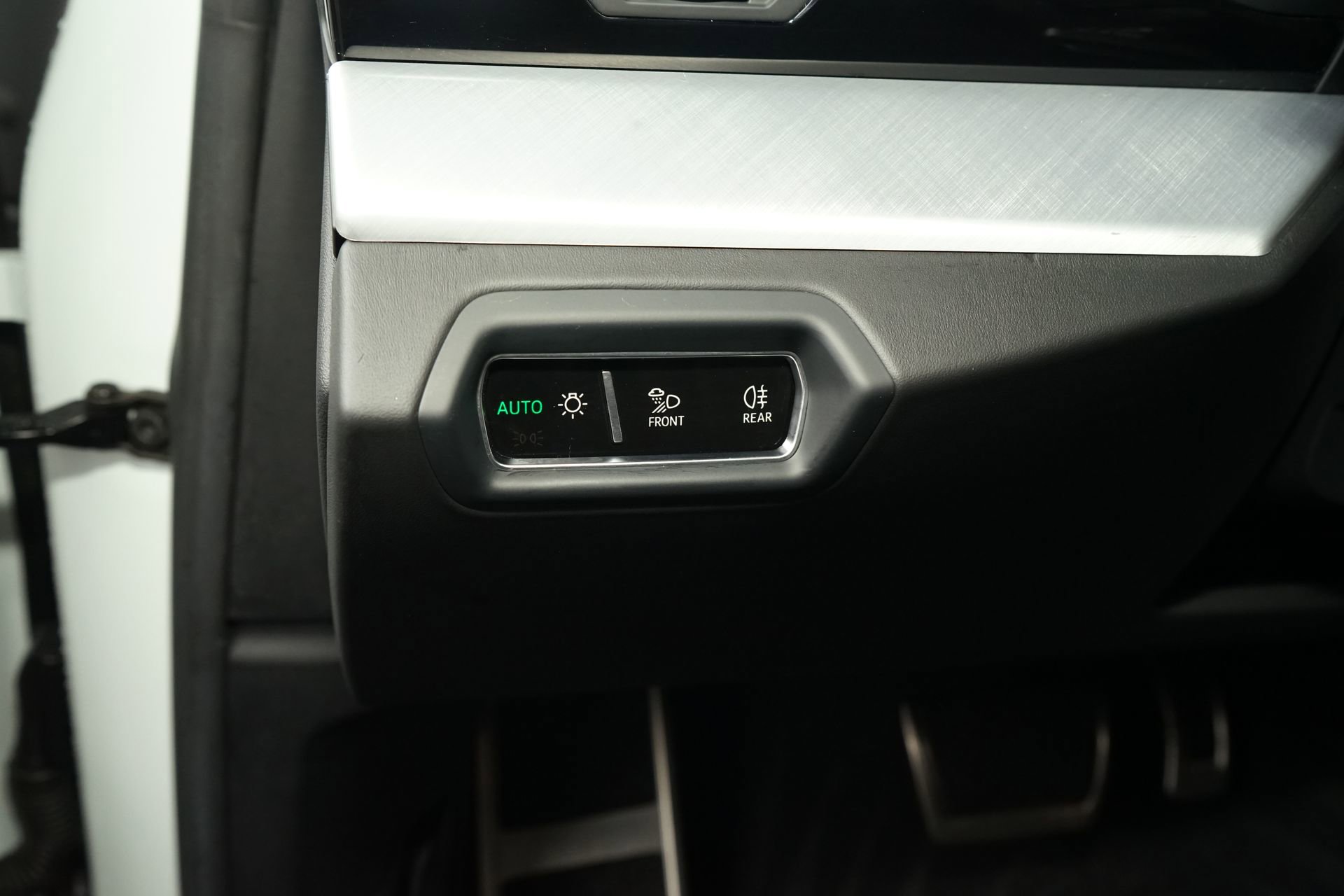 Used 2020 Lamborghini Urus image 34