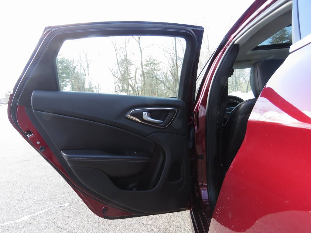 Used 2015 Chrysler 200 C w/ Navigation & Sound Group I image 18