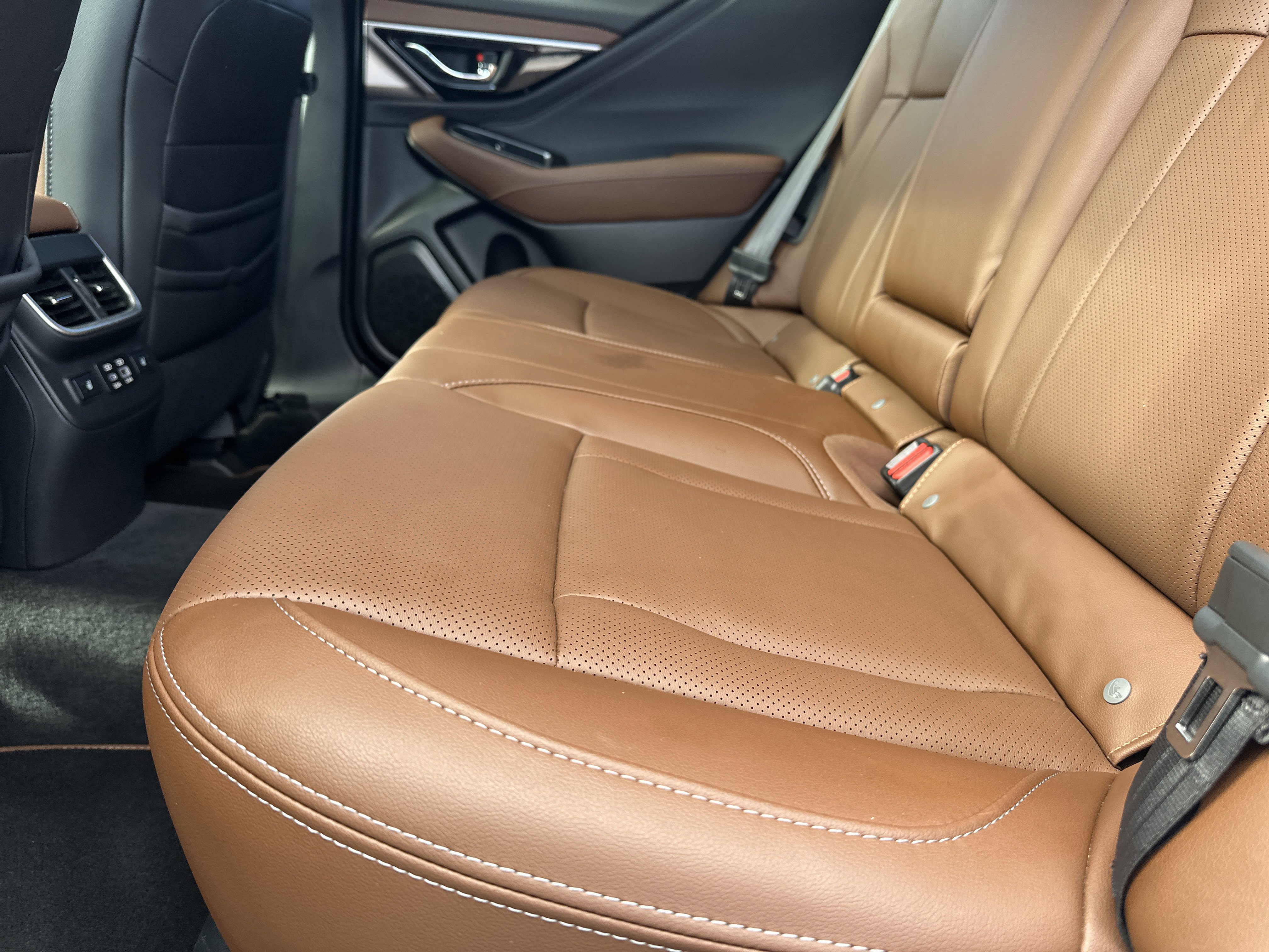 Used 2025 Subaru Outback Touring XT image 21