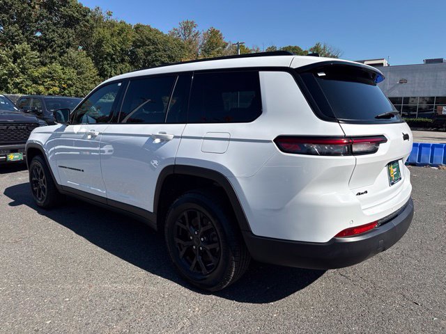 Used 2025 Jeep Grand Cherokee L Altitude AWD/4WD image 20
