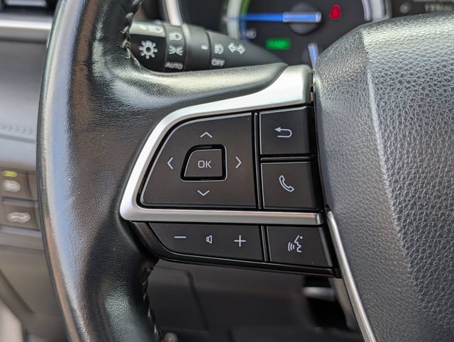 Used 2022 Toyota Highlander XLE AWD/4WD image 22