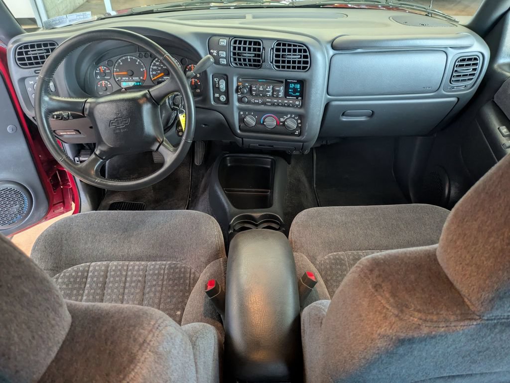 Used 2000 Chevrolet Blazer LS w/ LS Preferred Equipment Group AWD/4WD image 10