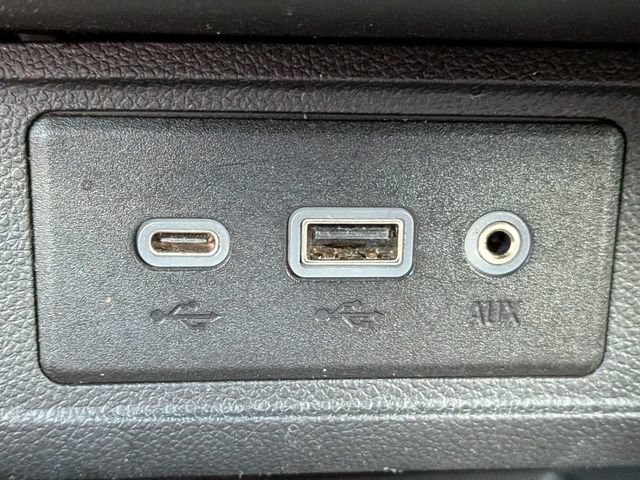 Used 2021 Buick Encore GX Select FWD image 22