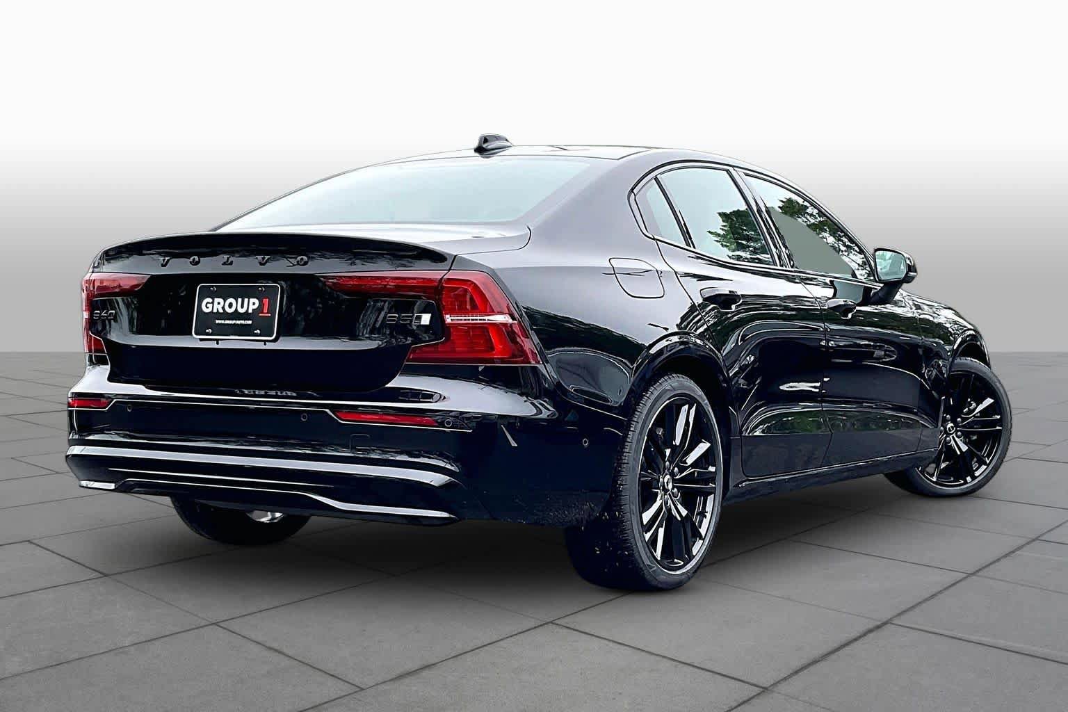 Used 2023 Volvo S60 B5 Ultimate w/ Climate Package AWD/4WD image 12