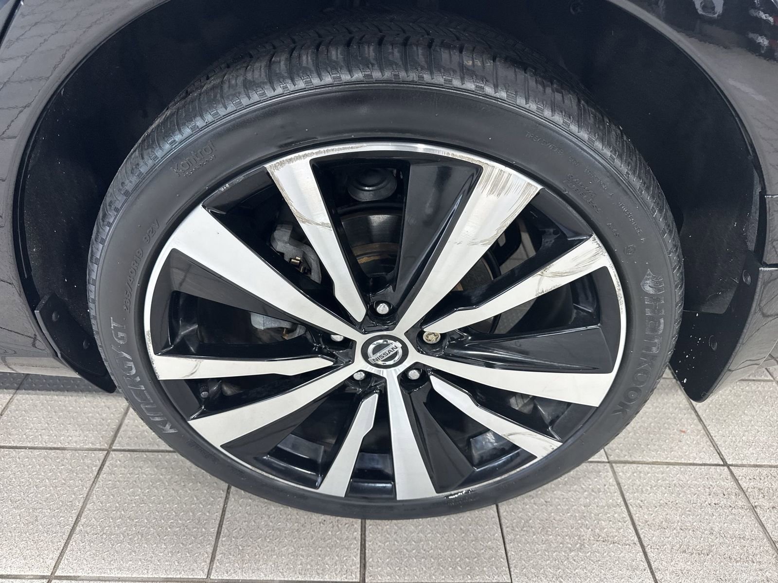Certified 2019 Nissan Altima 2.5 Platinum AWD/4WD image 12