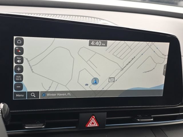 Certified 2025 Hyundai Elantra SEL FWD image 13