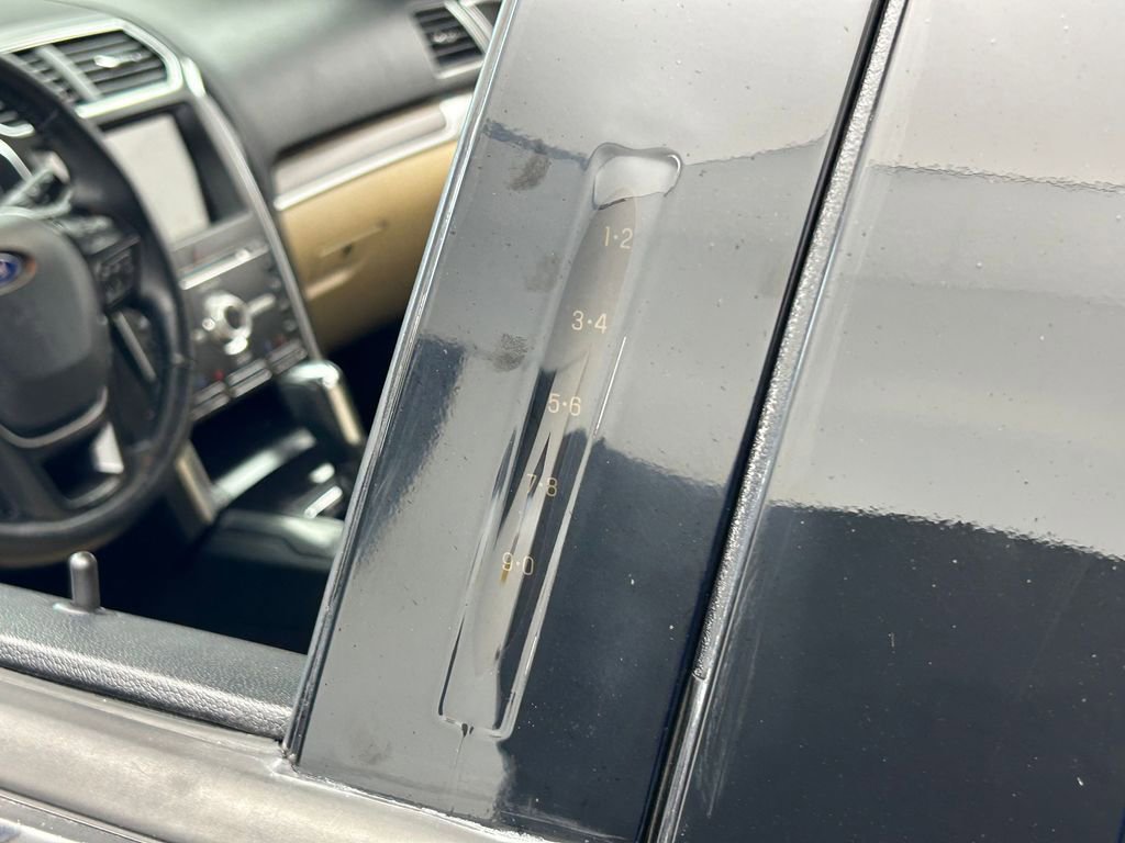 Used 2017 Ford Explorer Limited image 35