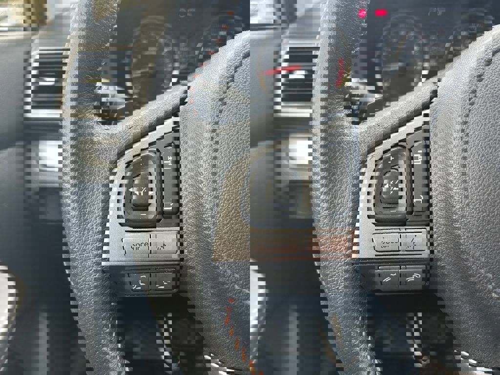 Used 2016 Subaru Crosstrek 2.0i Premium image 17