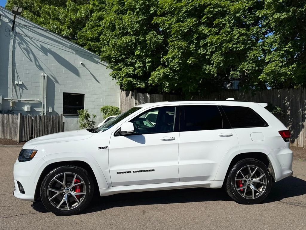Used 2017 Jeep Grand Cherokee SRT AWD/4WD image 3