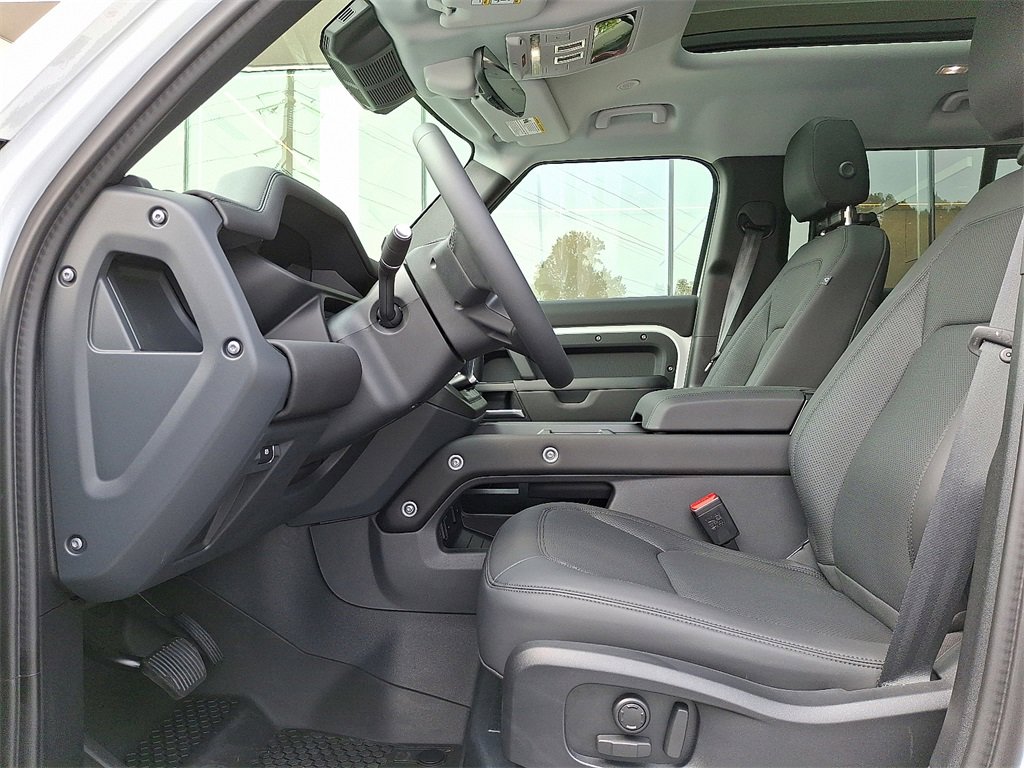 New 2025 Land Rover Defender 110 S image 11