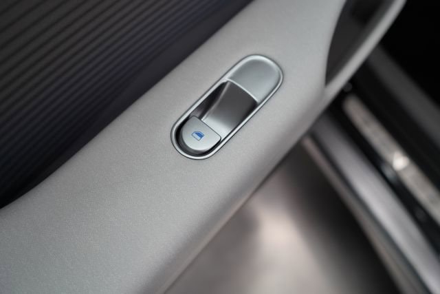 Used 2024 Hyundai Ioniq 6 Limited image 65