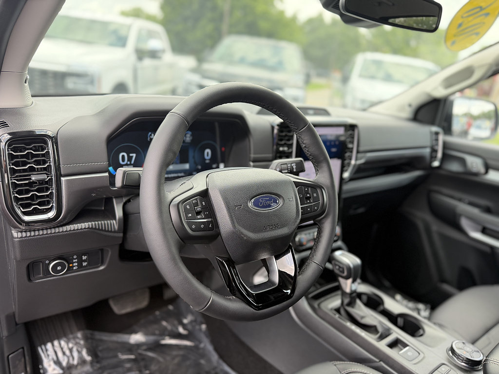 Used 2026 Ford Ranger Lariat AWD/4WD image 12