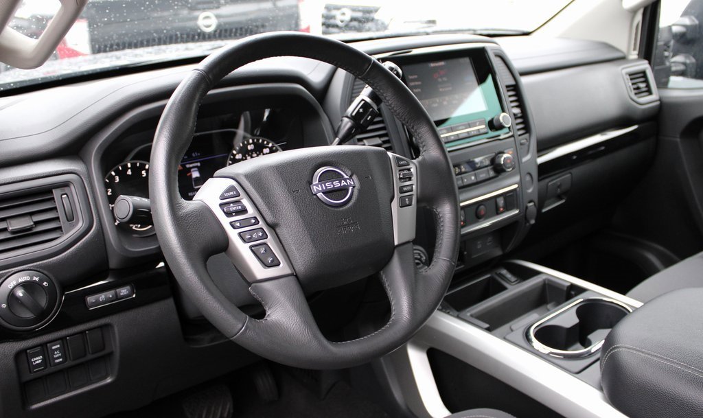 Certified 2024 Nissan Titan SV w/ SV Convenience Package image 26