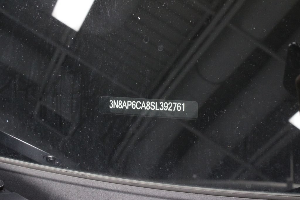 Used 2025 Nissan Kicks SV FWD image 30