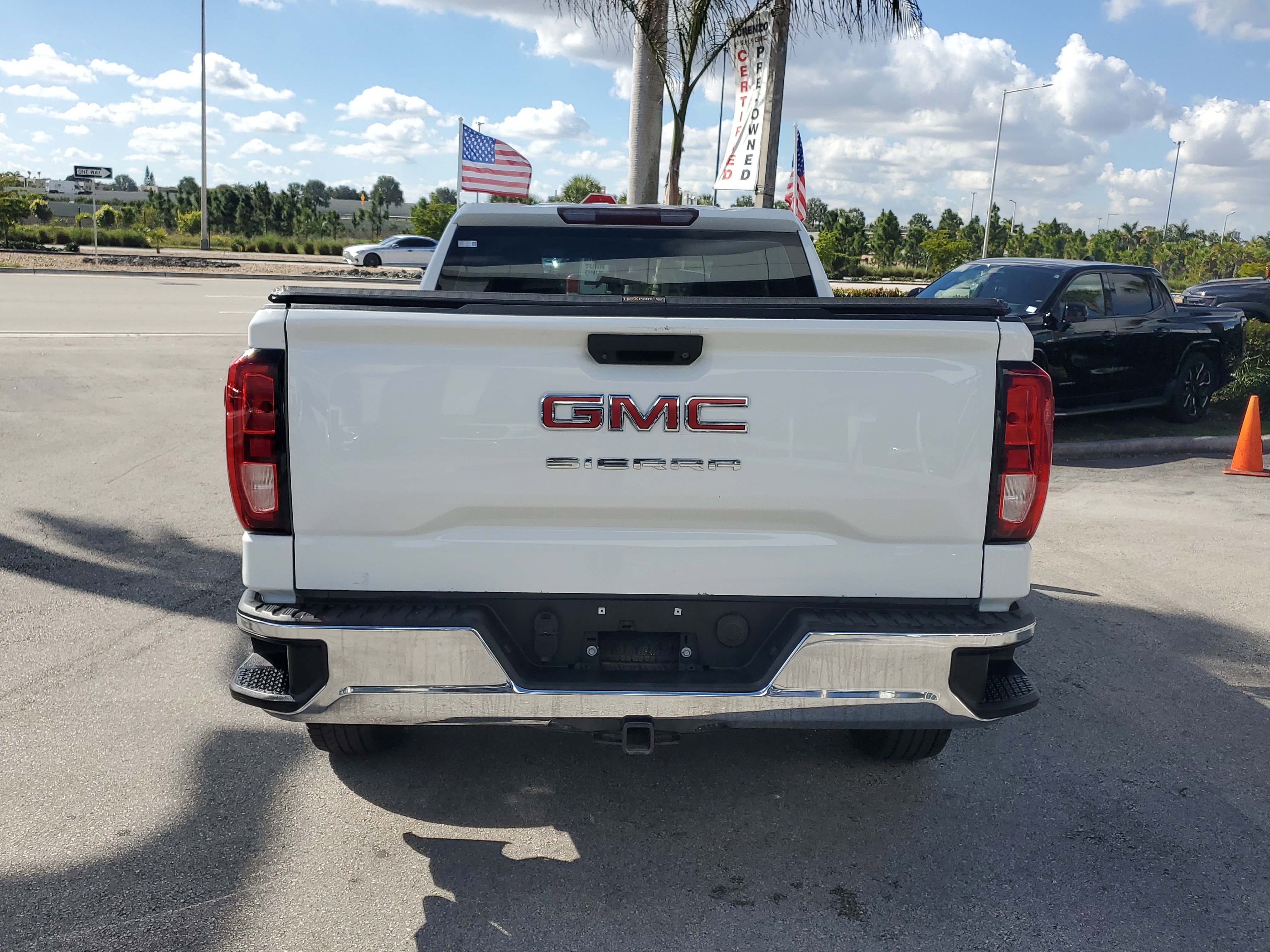 Used 2020 GMC Sierra 1500 2WD Double Cab image 6