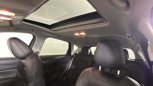Used 2025 MAZDA CX-5 Carbon Edition AWD/4WD image 12