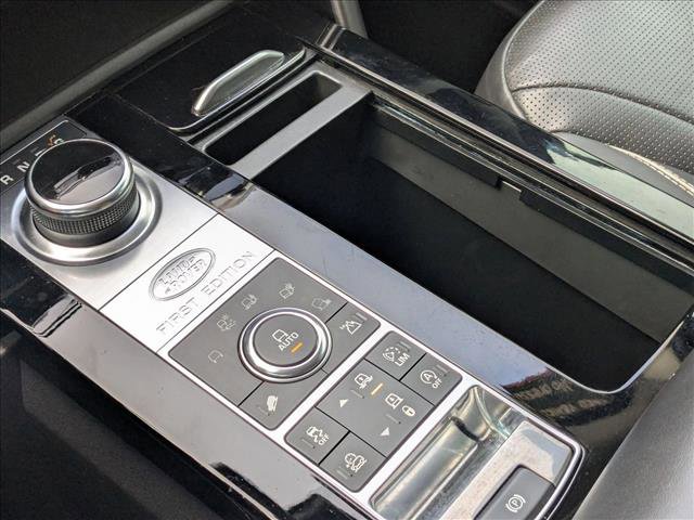 Used 2017 Land Rover Discovery First Edition image 11