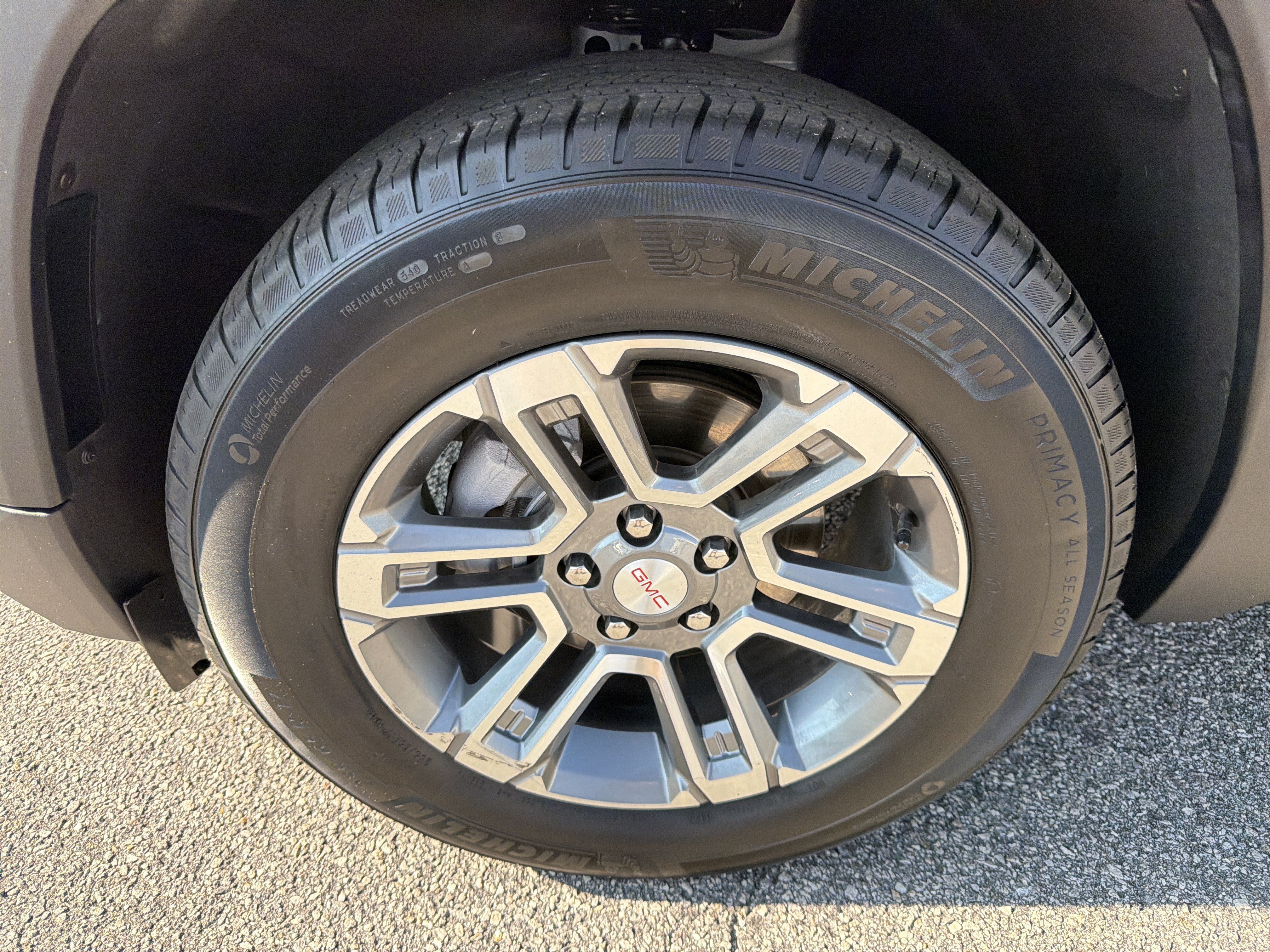 Used 2025 GMC Terrain Elevation FWD image 21