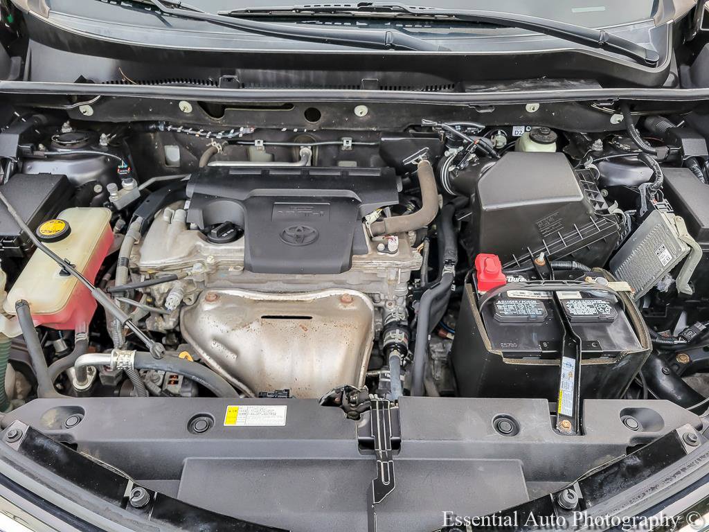 Used 2018 Toyota RAV4 XLE AWD/4WD image 33