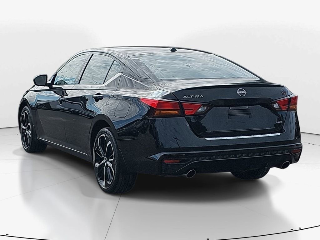 Used 2023 Nissan Altima 2.5 SR image 7