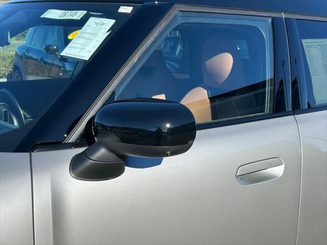 New 2026 MINI Cooper Countryman SE image 10