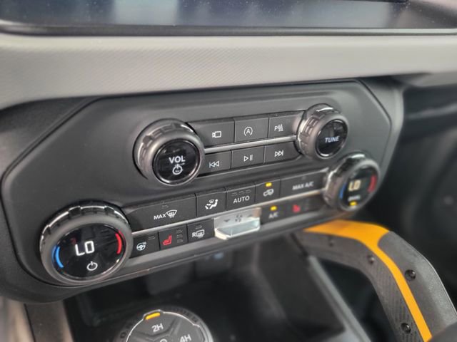 Used 2021 Ford Bronco Badlands image 26