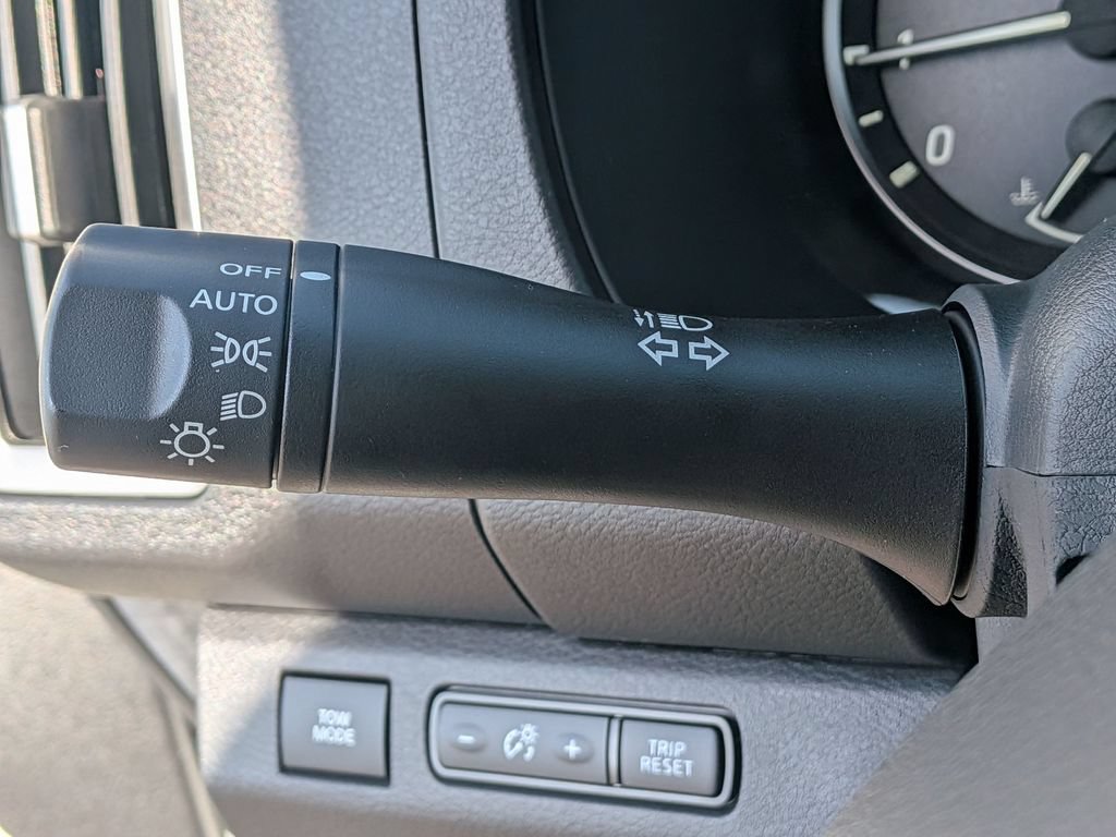 New 2026 Nissan Frontier SV w/ SV Convenience Package AWD/4WD image 18