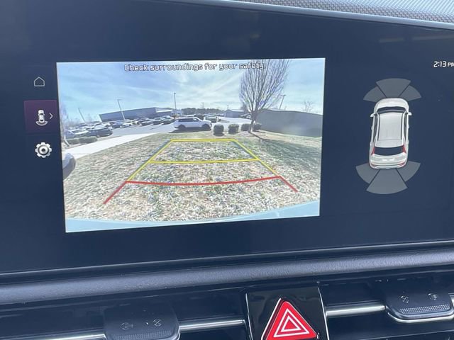 New 2026 Kia Niro SX Touring image 5