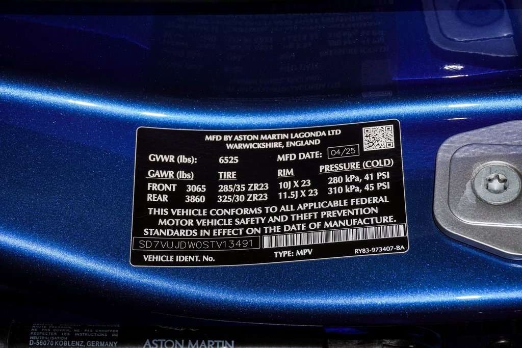 New 2025 Aston Martin DBX 707 image 35