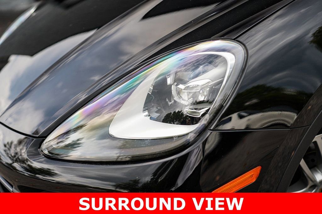 Used 2023 Porsche Cayenne Coupe w/ Premium Package image 4