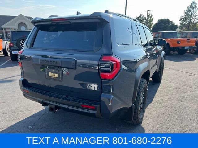 Used 2025 Toyota 4Runner SR5 AWD/4WD image 5