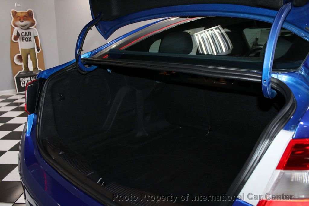 Used 2018 Chevrolet Cruze LT w/ Sun And Sound Package image 29