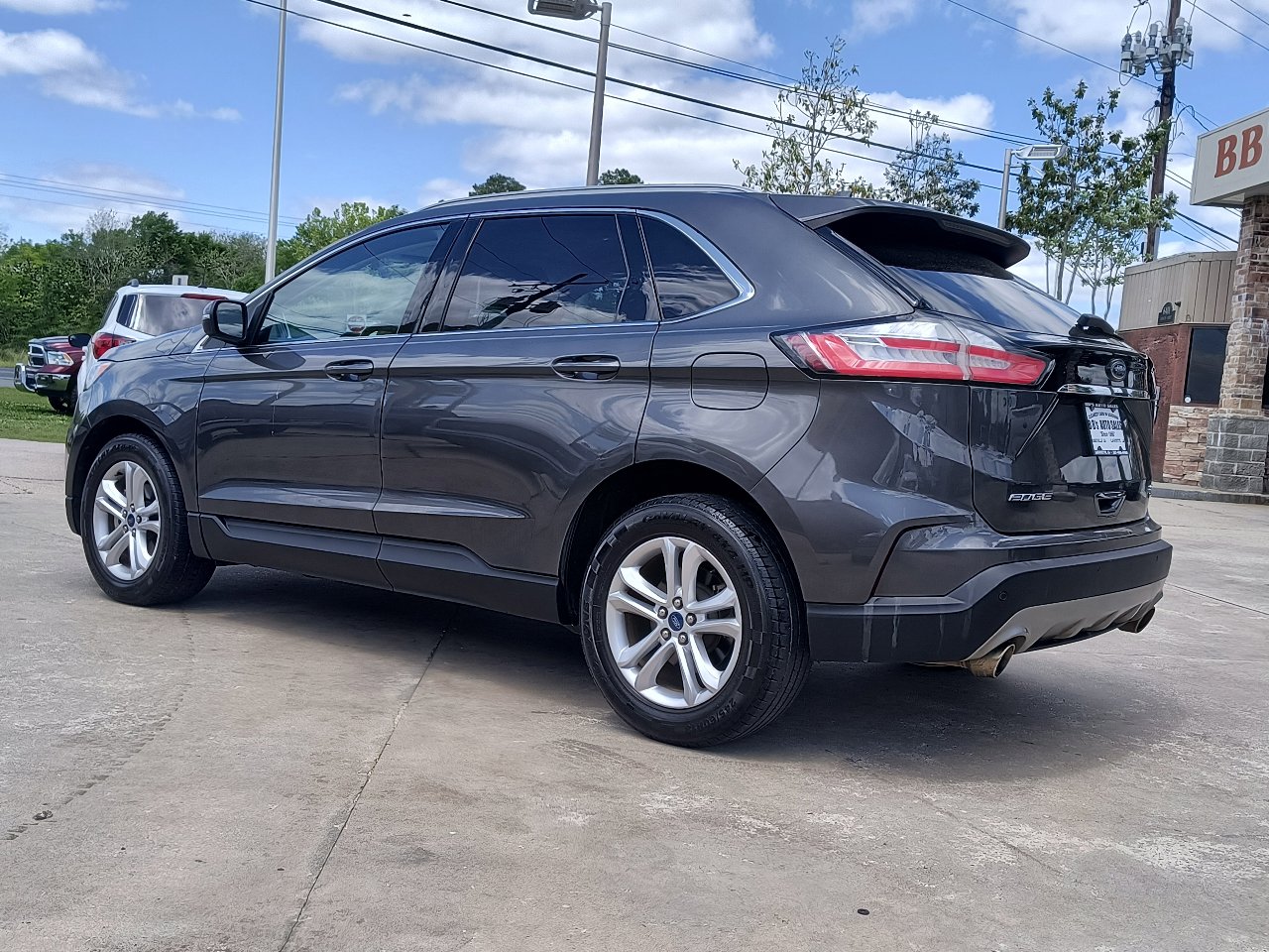 Used 2020 Ford Edge SEL image 4