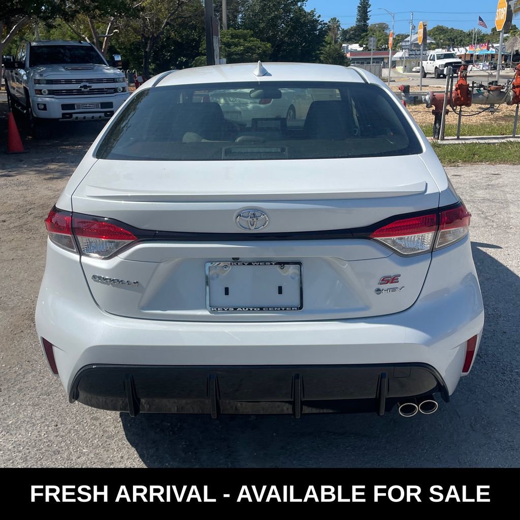 Used 2026 Toyota Corolla SE image 6