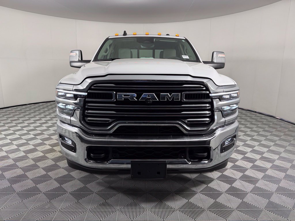 Used 2025 RAM 2500 Laramie RWD image 3
