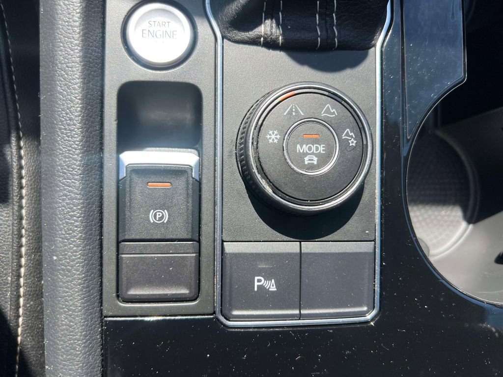 Used 2022 Volkswagen Atlas SEL AWD/4WD image 33