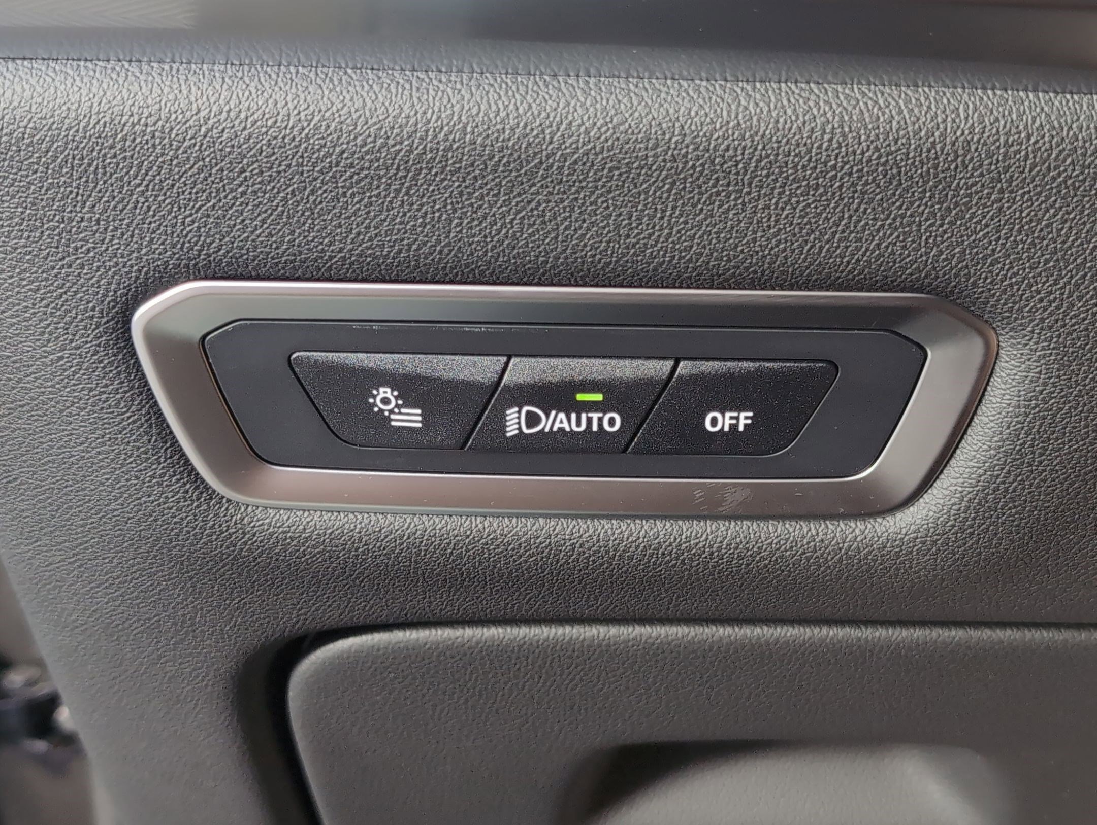 New 2026 BMW X7 xDrive40i w/ Executive Package image 16