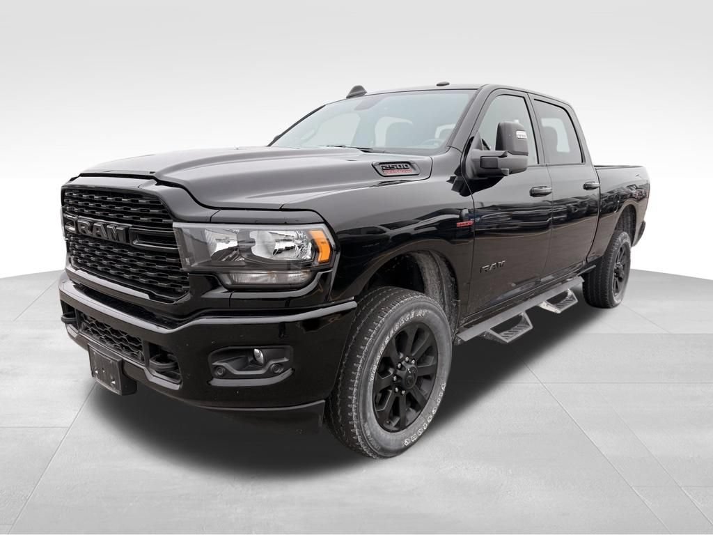 Used 2023 RAM 2500 Big Horn w/ Night Edition AWD/4WD image 4