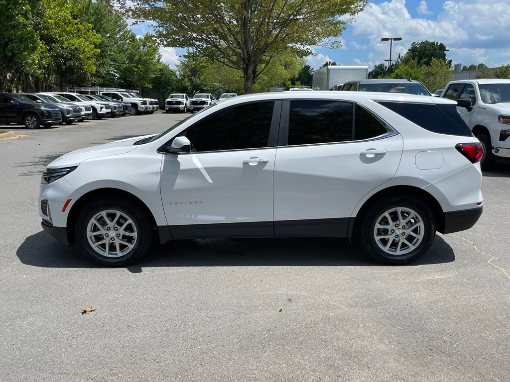 Used 2023 Chevrolet Equinox LT AWD/4WD image 4
